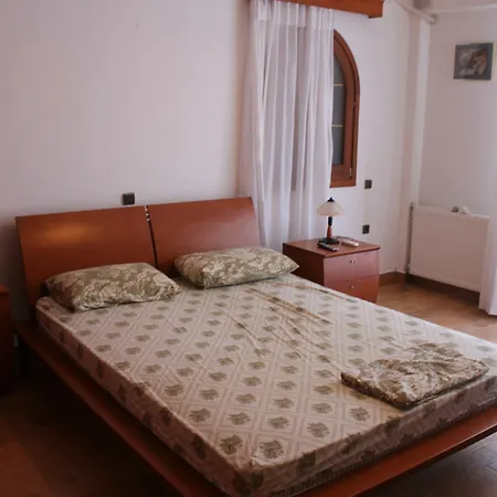 Pylona Hétvégi ház